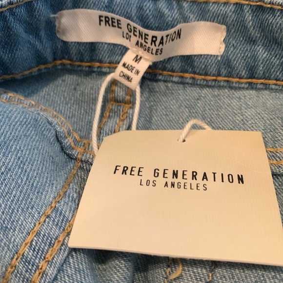Free Generation blue Jean shorts - Picture 3 of 3
